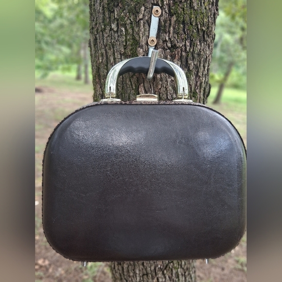Vintage Handbags - Elegant Black Women's Handbag